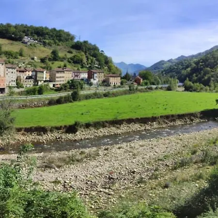 Nyaraló Casa Rural Asturias Ideal Esqui, Montana O Pesca Piñeres